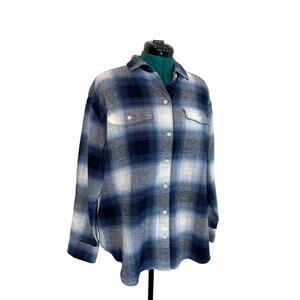 Old Navy Blue Flannel, Size L